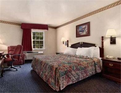 Days Inn By Wyndham Berlin Voorhees Room photo